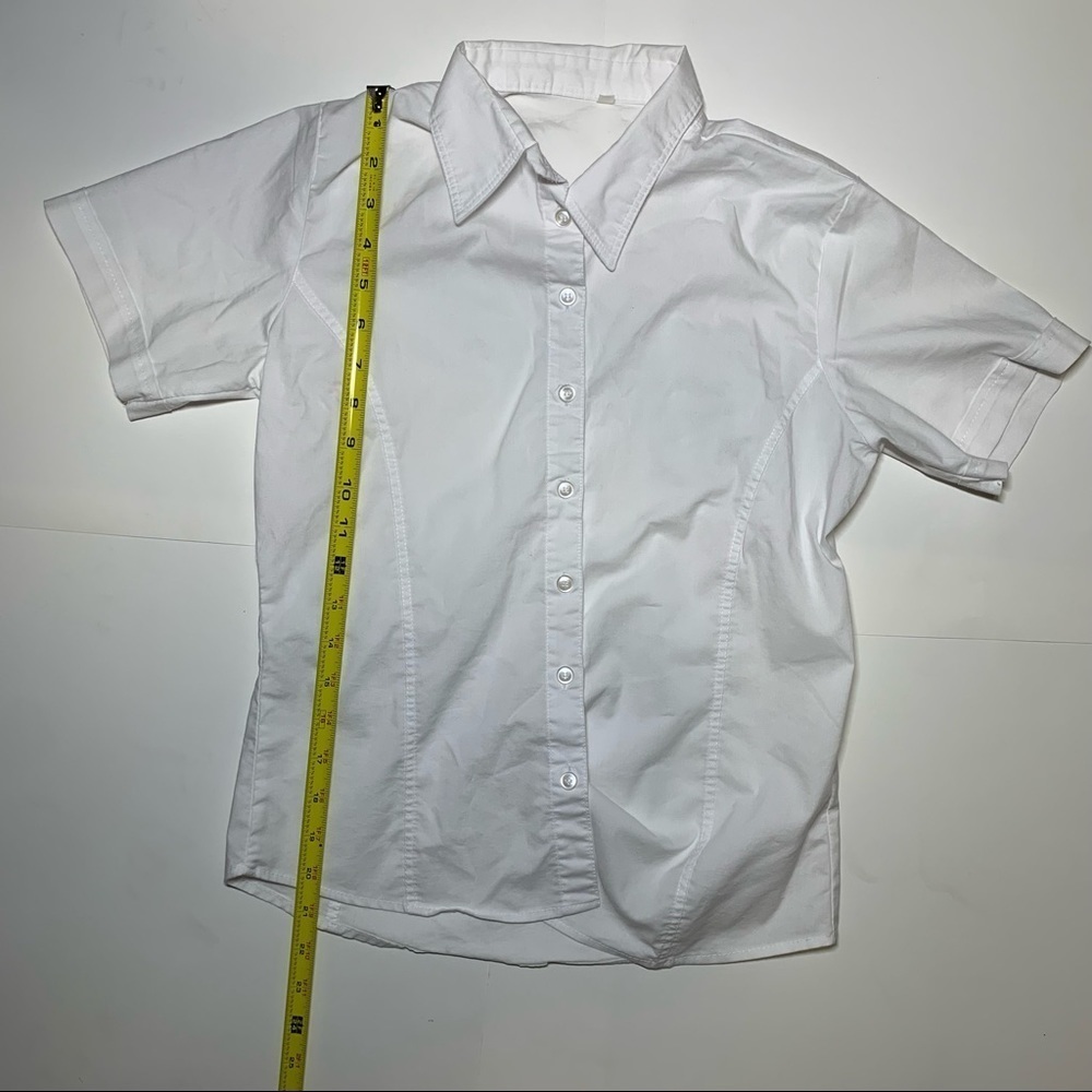 Women Short Sleeve White Dress Shirt Size Small - Picture 2 of 4